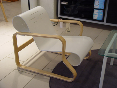 001-阿尔托设计的家具.jpg
